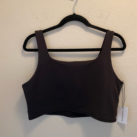 We Wore What Straight Neck Crop In Chocolate Black Top Size XL NEW - Picture 2 of 10